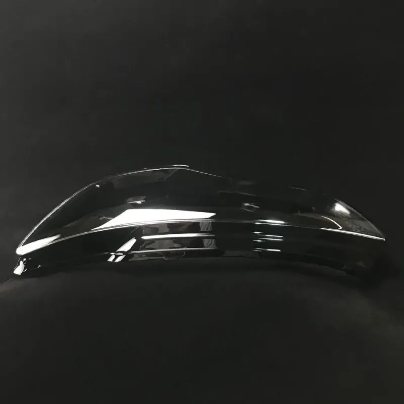 Стекло фары Audi A3 8V (2012-2016) prelift (right)