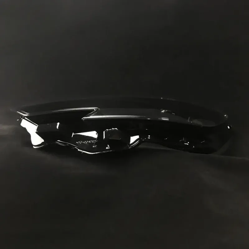 Стекло фары Audi A3 8V (2016-2020) lift (right)