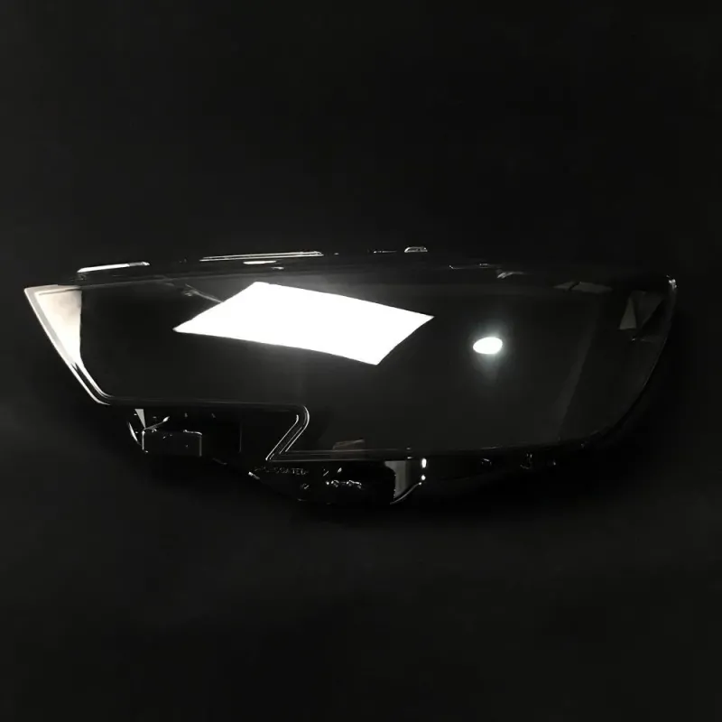 Стекло фары Audi A3 8V (2016-2020) lift (right)