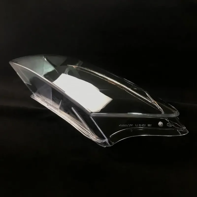 Скло фари Audi Q3 8U (2011-2014) prelift (left)