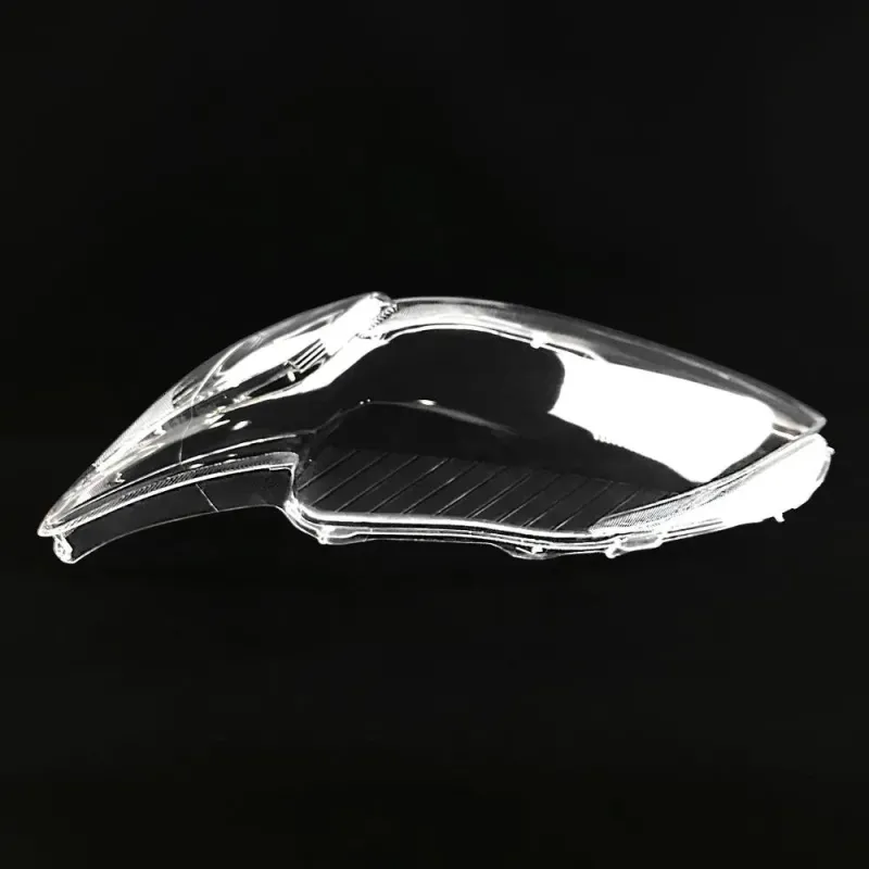 Стекло фары Toyota Corolla E140 E150 (2006-2010) prelift (right)