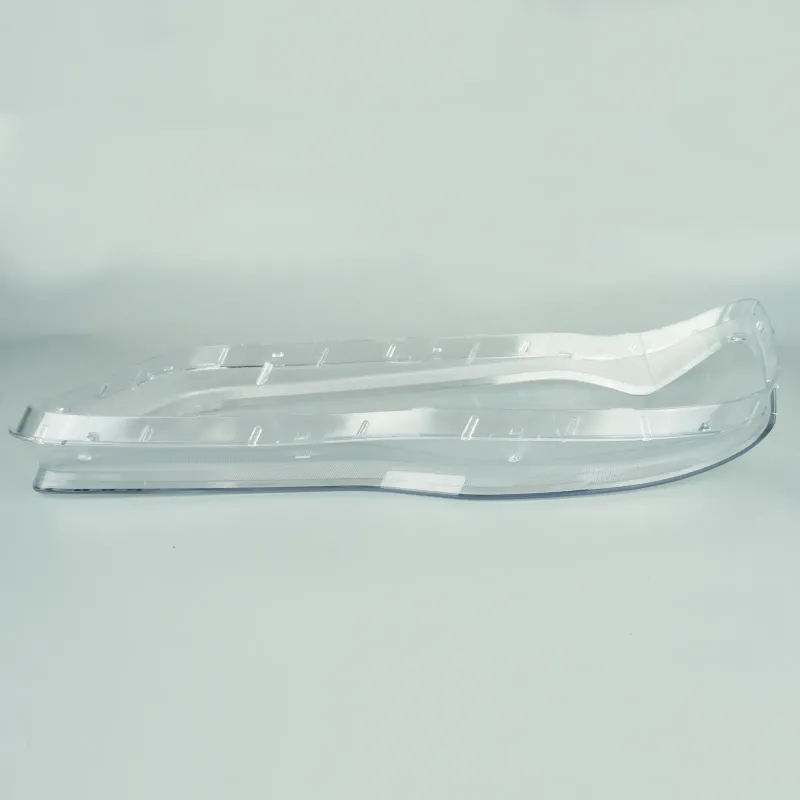 Скло фари Chrysler 300C LD (2011-2024) (right)
