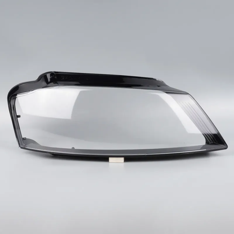 Скло фари Audi A3 8P (2008-2012) (right)